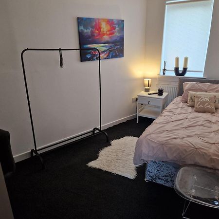 The M Rooms At 144 Kirk of Shotts Exteriör bild